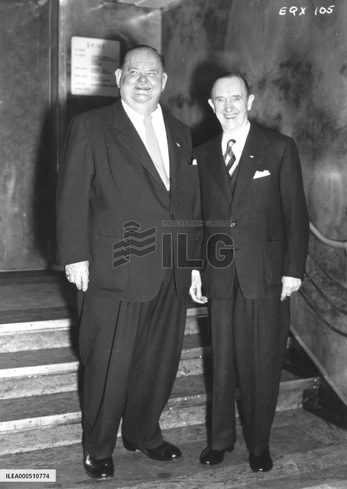 OLIVER HARDY AND STAN LAUREL IN THE EARLY 1950s PICTURE FROM