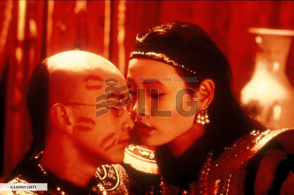 THE LAST EMPEROR (HK/FR/IT/UK 1987) JOHN LONE, JOAN CHEN Pic