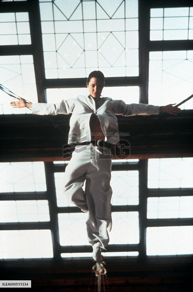 LARA CROFT: TOMB RAIDER (US/UK/GER/JAP 2001) PARAMOUNT PICTU