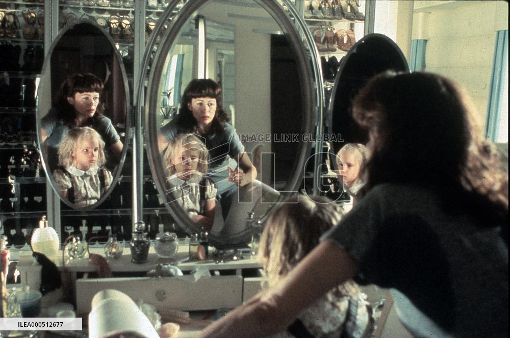 MOMMIE DEAREST (US1981) FAYE DUNAWAY