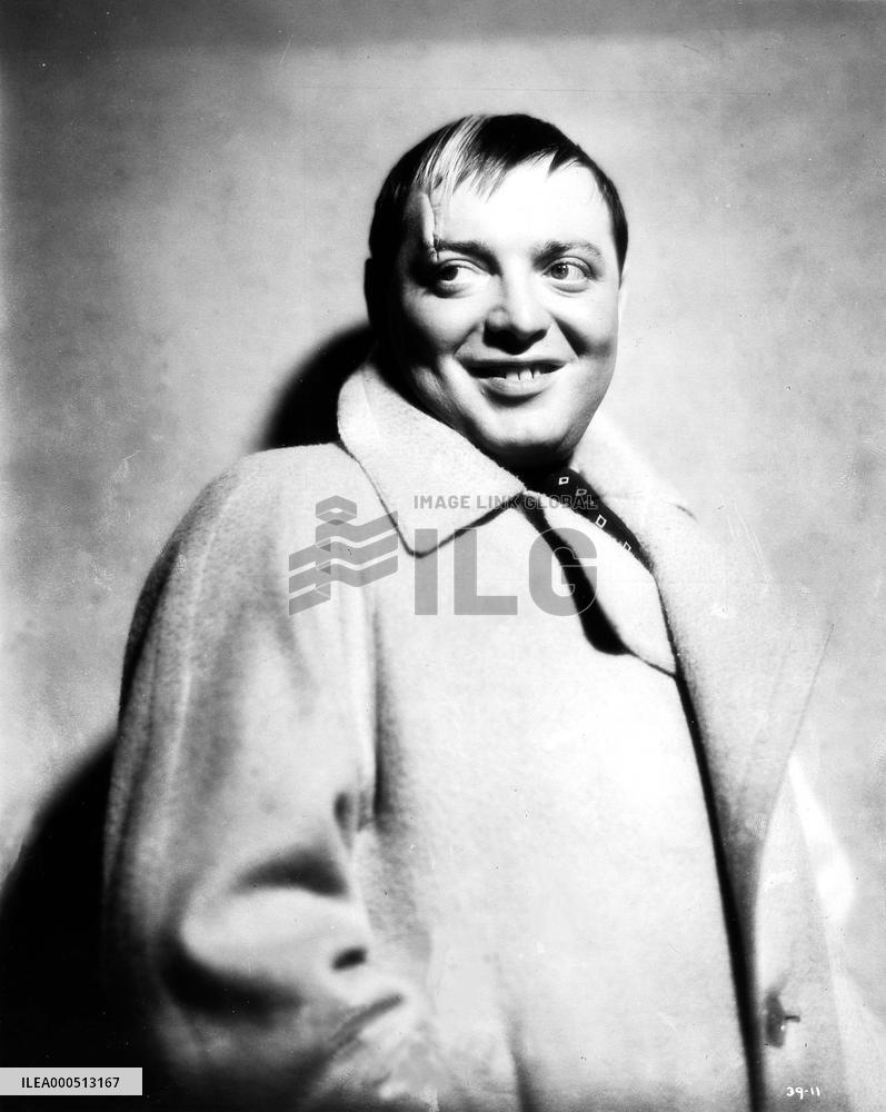 THE MAN WHO KNEW TOO MUCH (BR1934) PETER LORRE