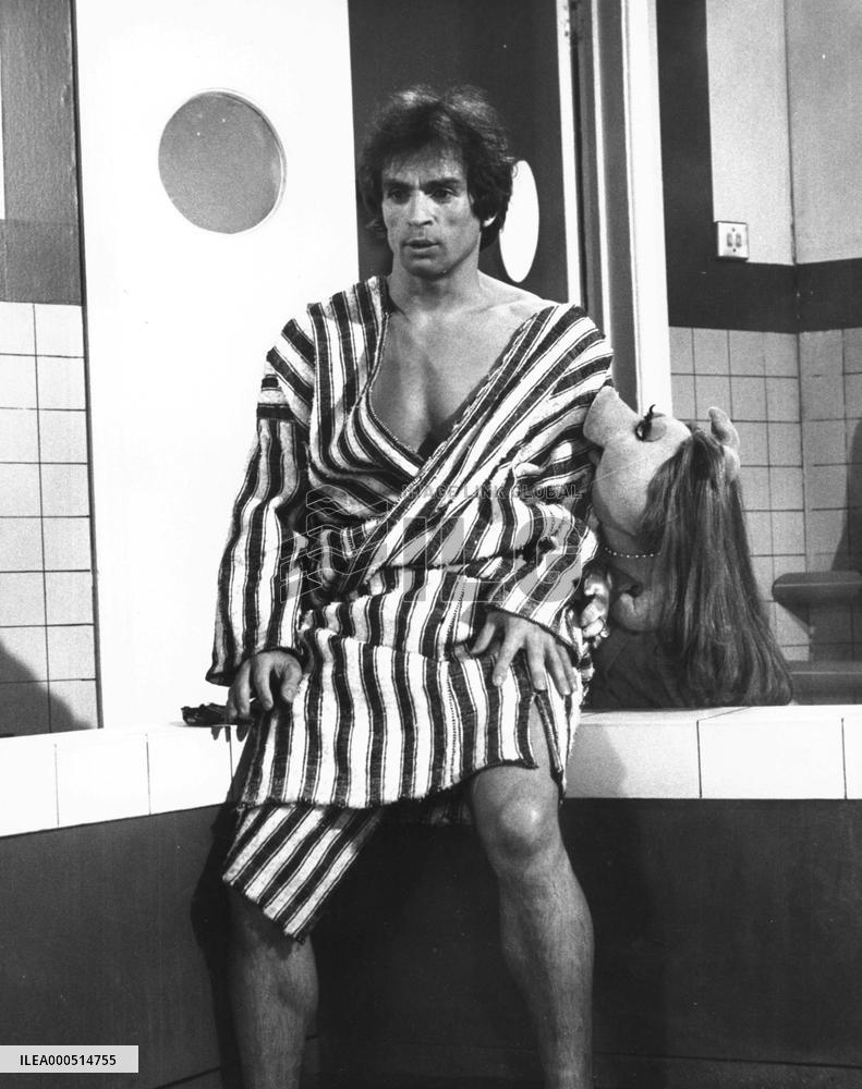 MISS PIGGY, RUDOLF NUREYEV