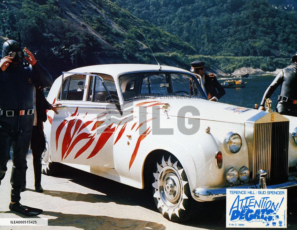 Non c'蠤ue senza quattro (IT1984) MOTORCAR: ROLLS ROYCE SIL