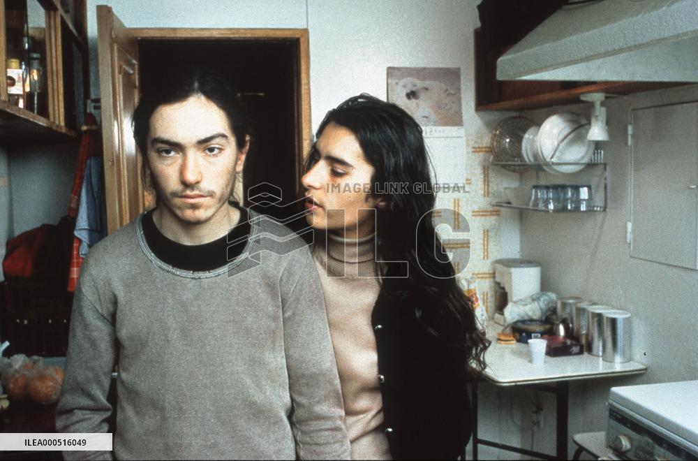 OSSOS (PORT/FR/DEN 1997) aka BONES