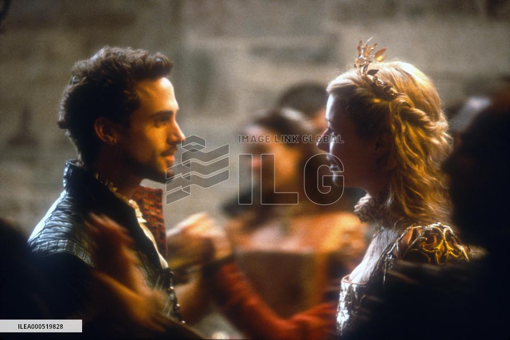 SHAKESPEARE IN LOVE