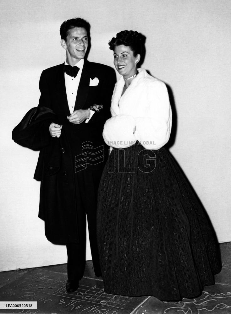 FRANK SINATRA AND HIS FIRST WIFE, NANCY AT THE 1946 ACADEMY