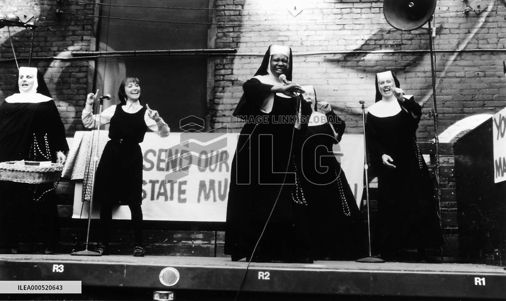 SISTER ACT 2 BACK IN THE HABIT