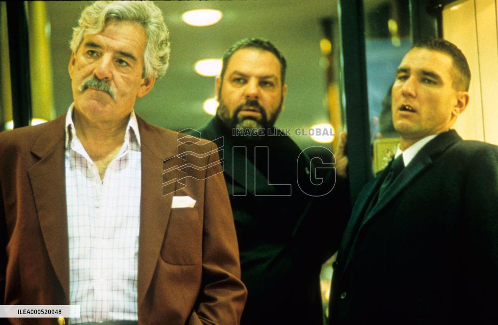 SNATCH (US/UK 2000) DENNIS FARINA, ?, VINNIE JONES Picture f