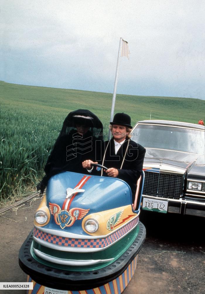 TOYS (US1992) ROBIN WILLIAMS