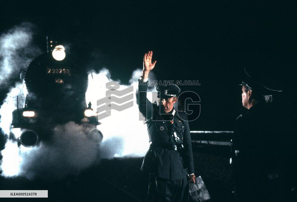 TRAIN DE VIE (FR/BEL/NL/ISR 1998)