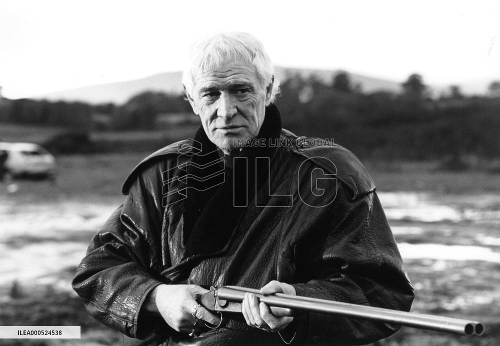 TROJAN EDDIE (UK/IRE 1996) RICHARD HARRIS