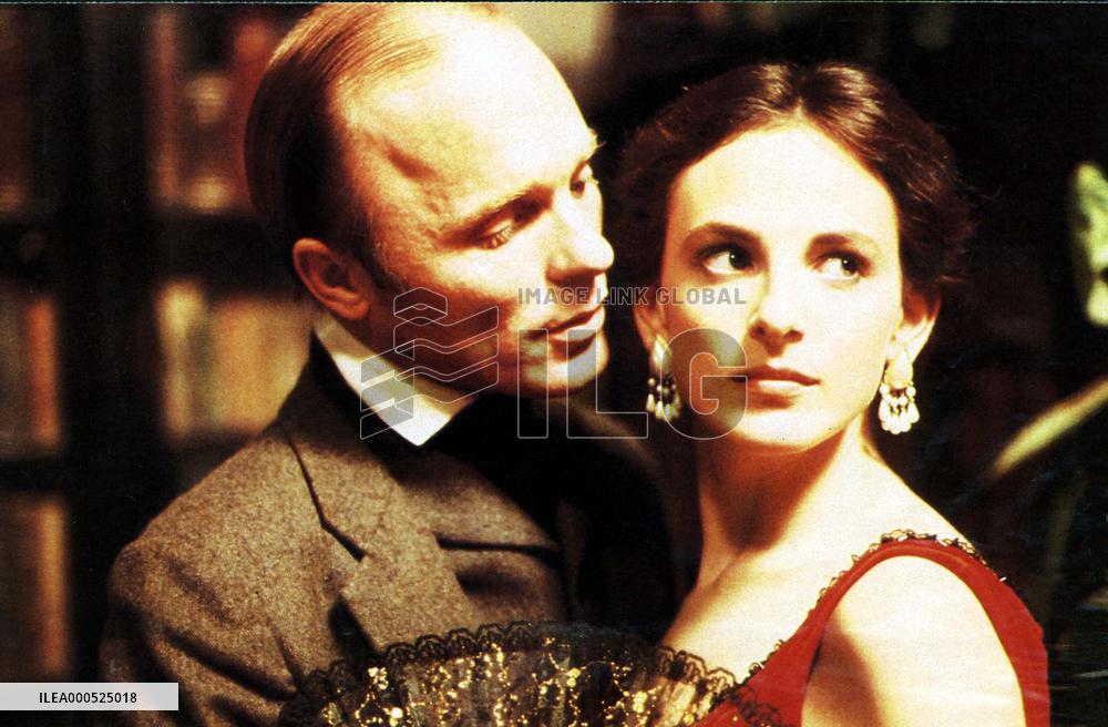WALKER (US/SP1987) ED HARRIS AS WILLIAM WALKER, MARLEE MATLI