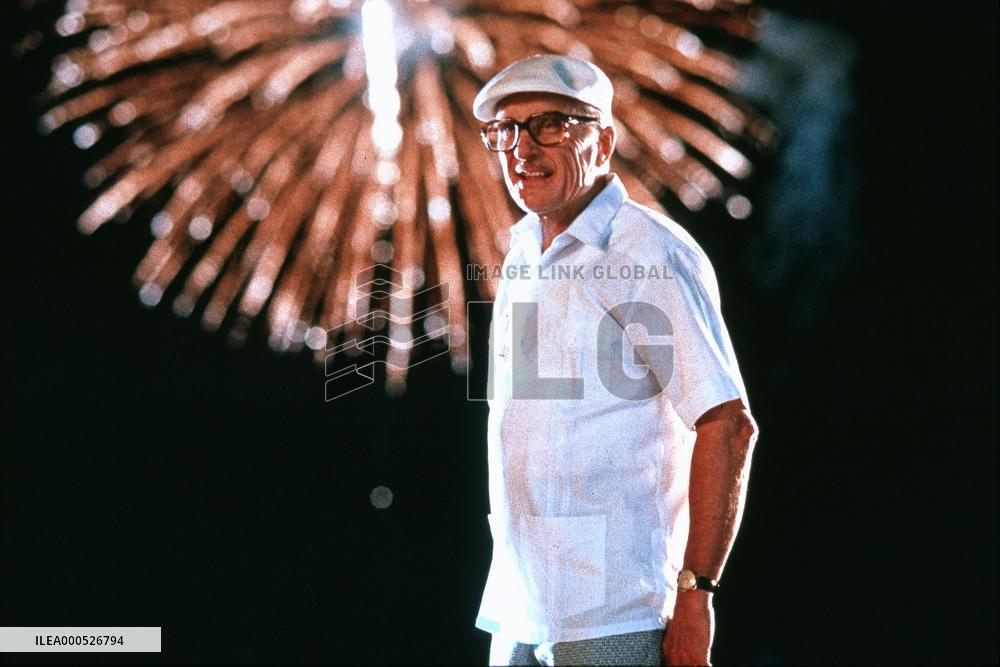 WRESTLING ERNEST HEMINGWAY (US1993) ROBERT DUVALL