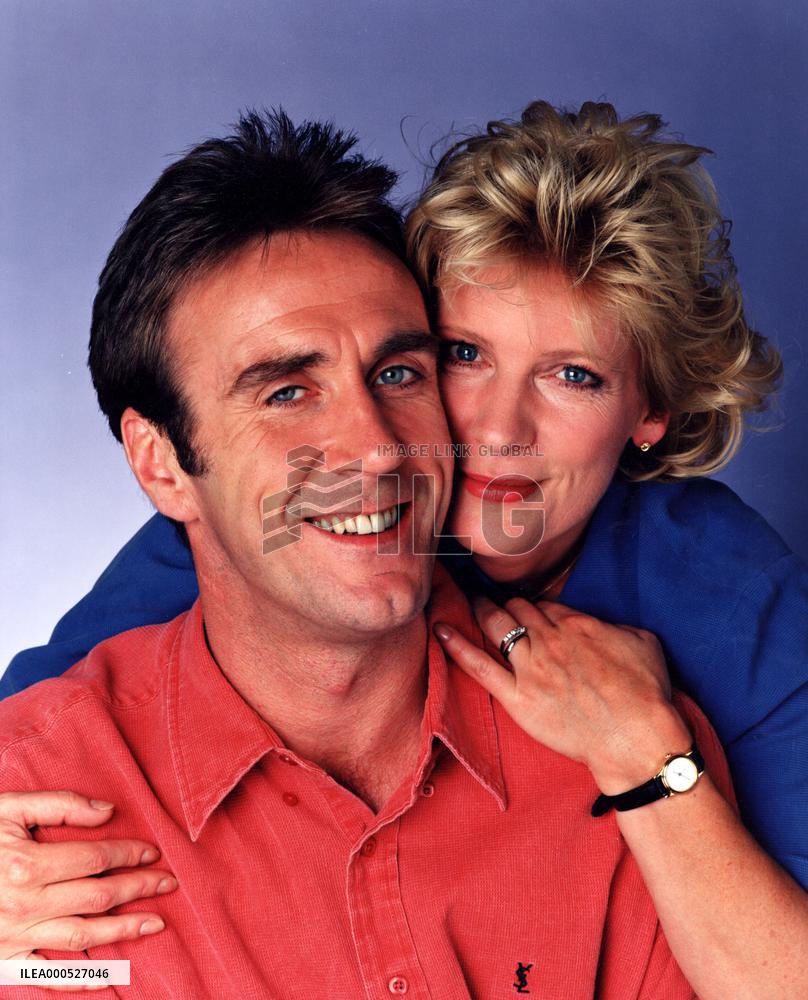 THE UPPER HAND JOE McGANN, DIANA WESTON