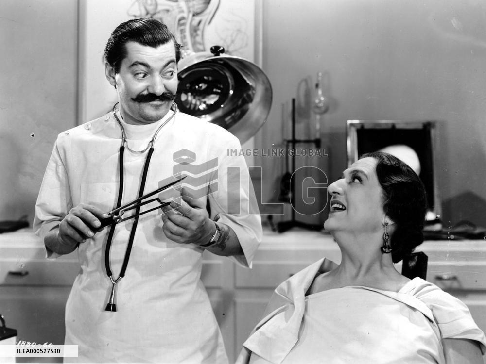YOU'RE THE ONE (US1941) JERRY COLONNA  DENTIST