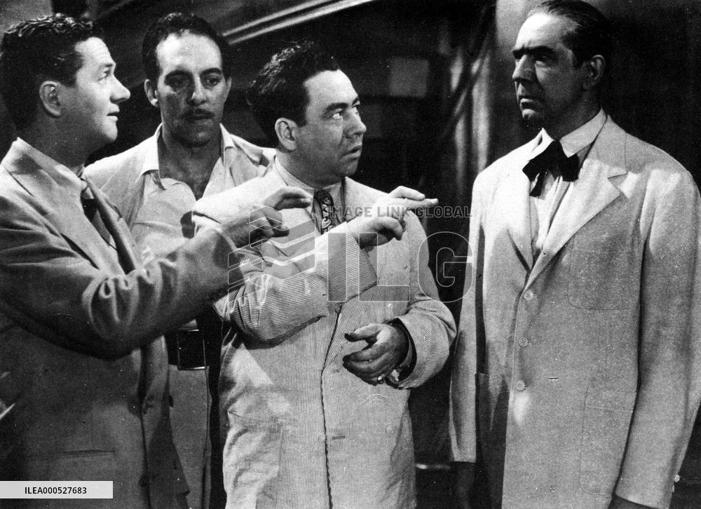 ZOMBIES ON BROADWAY aka LOONIES ON BROADWAY