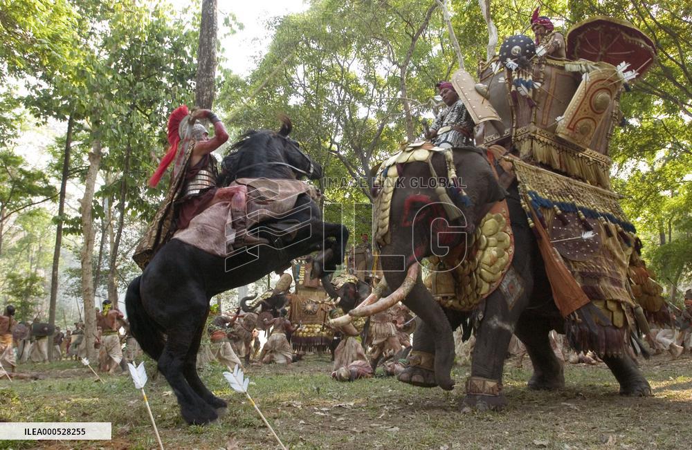 ALEXANDER (US/UK/GER/NDL 2004) COLIN FARRELL as Alexander th