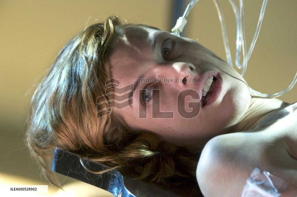 RESIDENT EVIL: APOCALYPSE