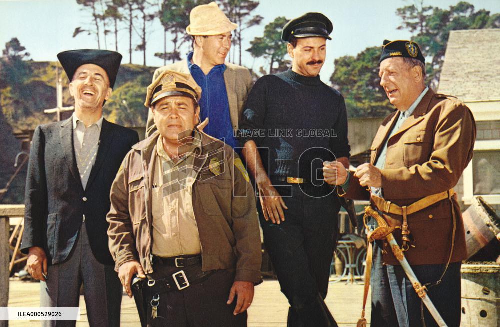 THE RUSSIANS ARE COMING THE RUSSIANS ARE COMING