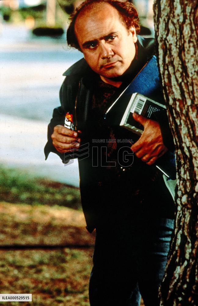 THROW MAMA FROM THE TRAIN