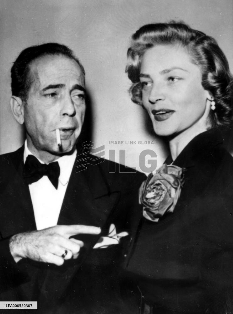HUMPHREY BOGART &amp; LAUREN BACALL
