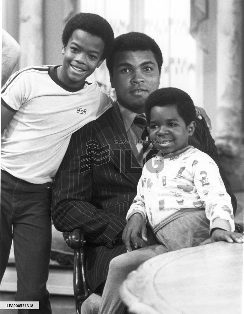 DIFF'RENT STROKES