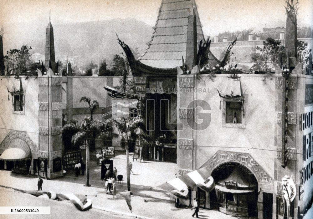 GRAUMAN'S CHINESE THEATRE, Hollywood Boulevard, Hollywood, L