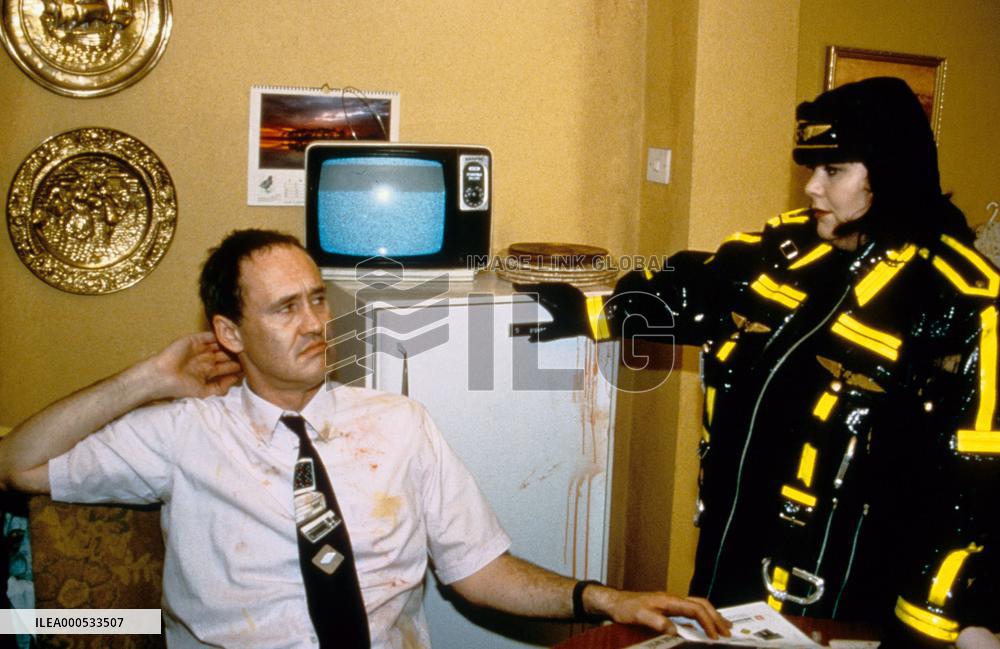 COMIC STRIP PRESENTS...FOUR MEN IN A CAR