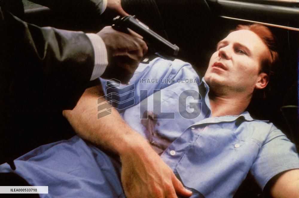 KISS OF THE SPIDERWOMAN