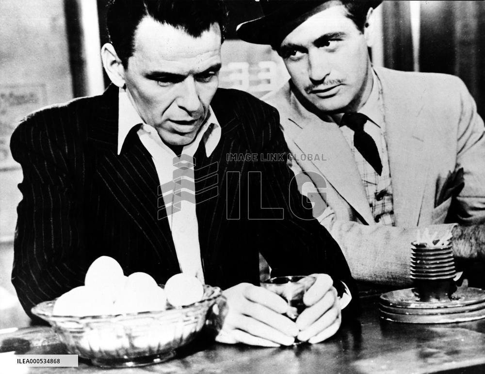 THE MAN WITH THE GOLDEN ARM