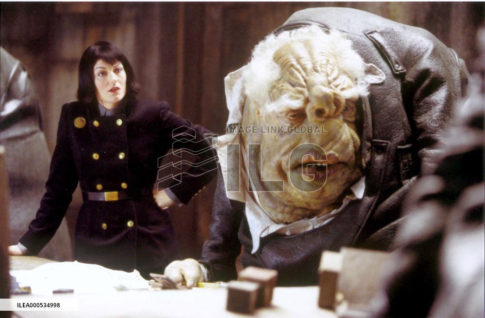 THE HITCHHIKER'S GUIDE TO THE GALAXY