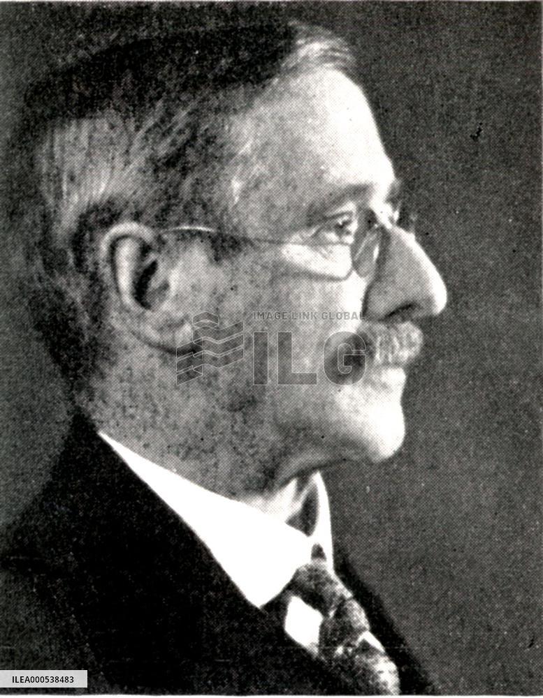A.S. NEWMAN, Inventor and constructor of the Newman Sinclair