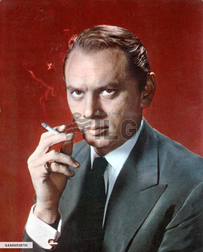 YUL BRYNNER