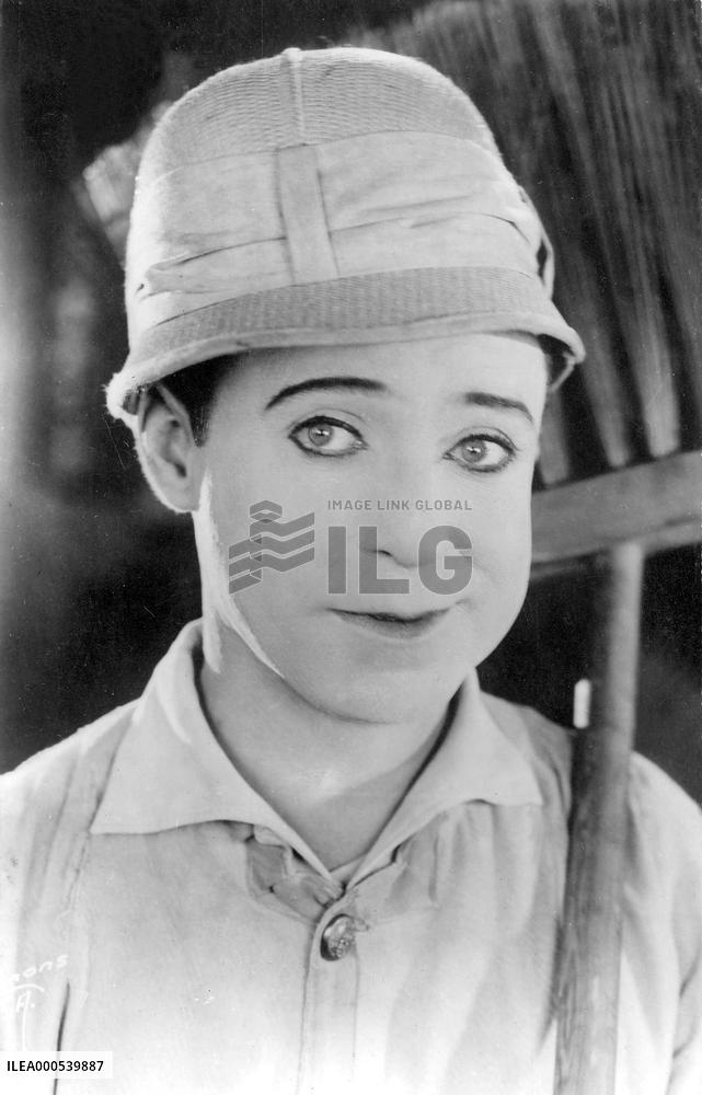 HARRY LANGDON