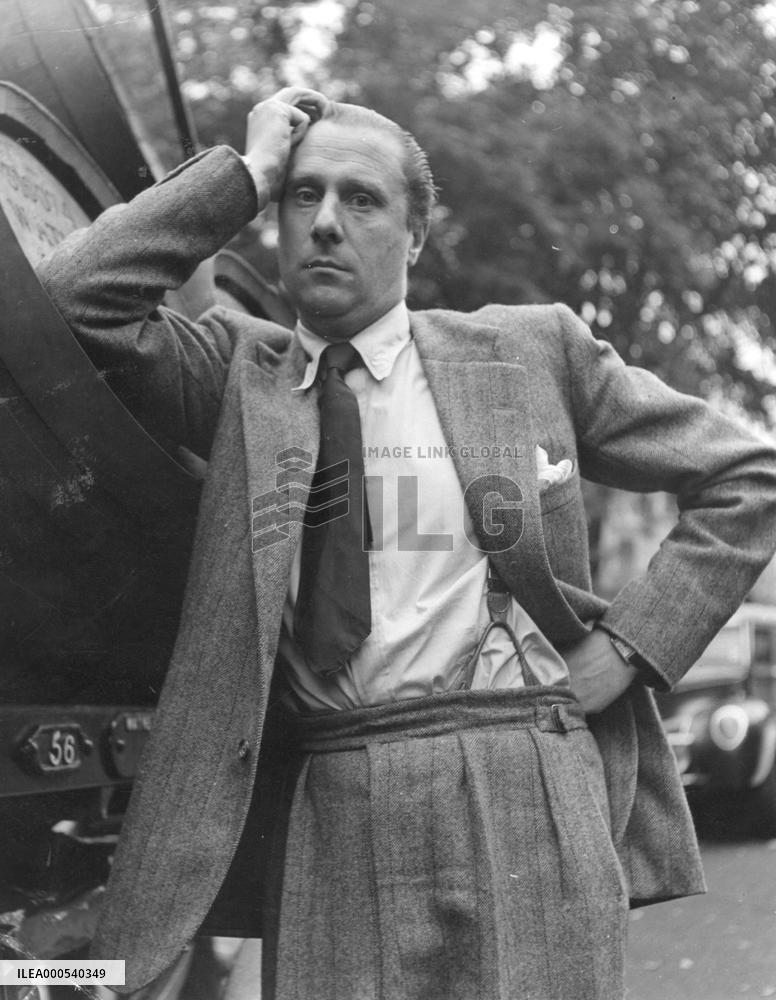 SIR CAROL REED IN 1949
