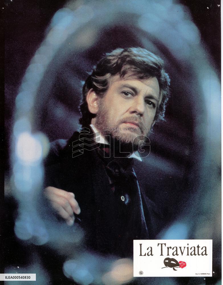 LA TRAVIATA
