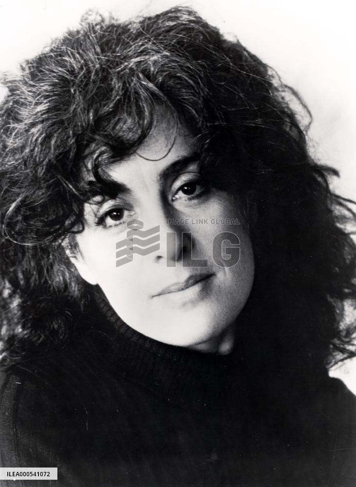ELEANOR BRON  British actress