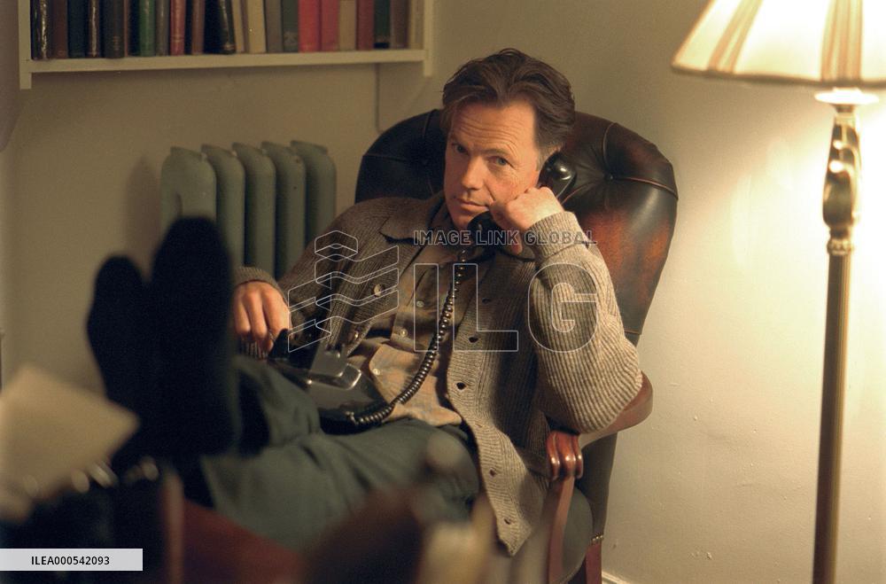 Capote For further information please contact the Sony Pictu