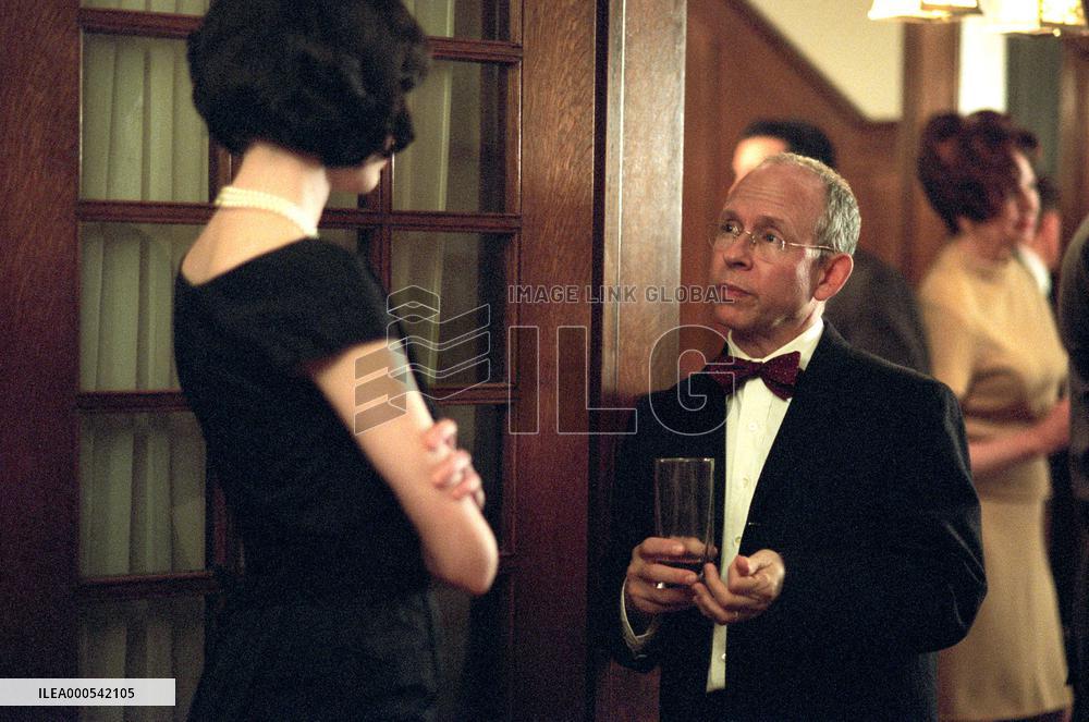 Capote For further information please contact the Sony Pictu