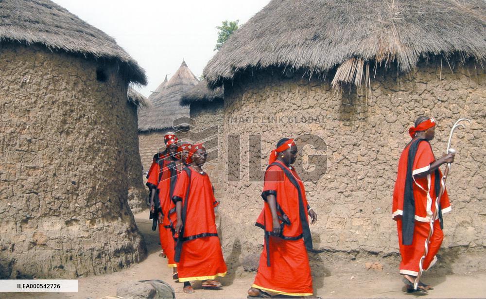 MOOLAADE