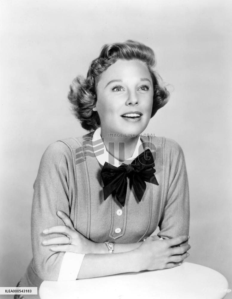 JUNE ALLYSON