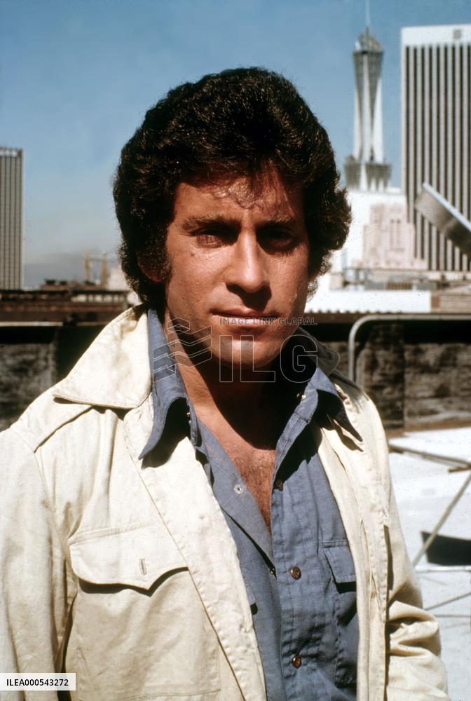 STARSKY AND HUTCH
