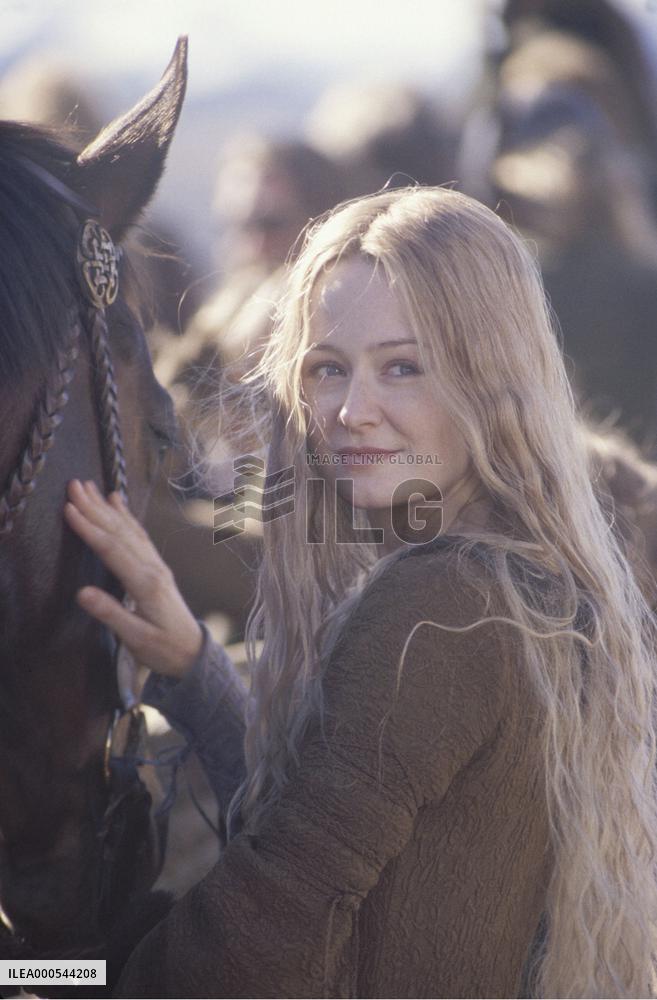 THE LORD OF THE RINGS: THE TWO TOWERS