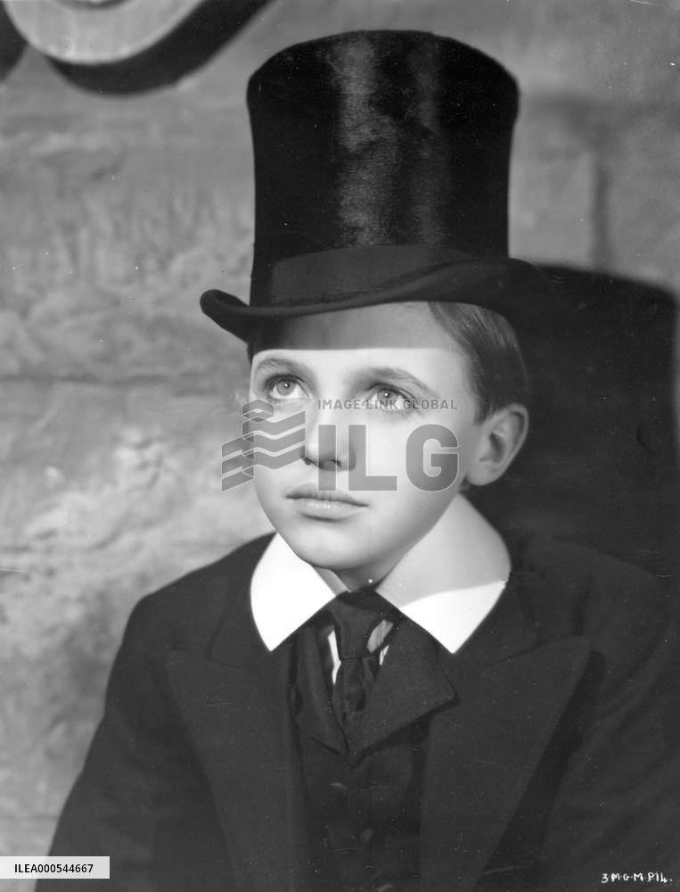 GOODBYE MR CHIPS