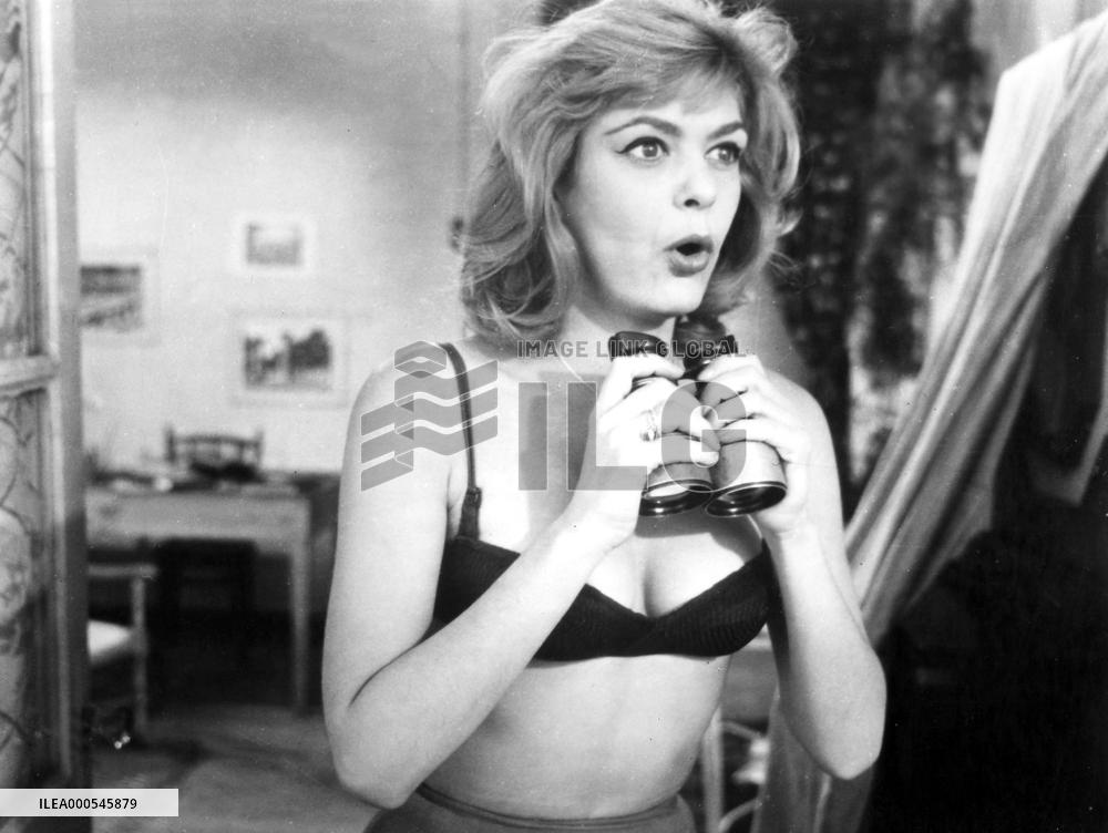 POTE TIN KYRIAKI aka NEVER ON SUNDAY