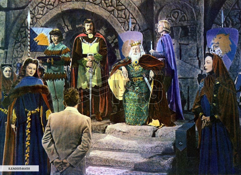 A CONNECTICUT YANKEE IN KING ARTHUR'S COURT