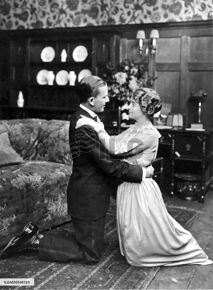 THE VORTEX   NOEL COWARD, LILIAN BRAITHWAITE THE VORTEX   NO