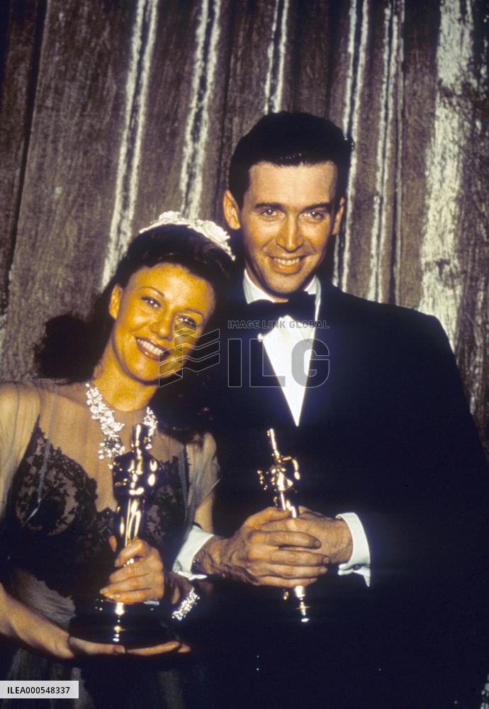 ACADEMY AWARDS CEREMONY 1940  Oscar for best actress - GINGE