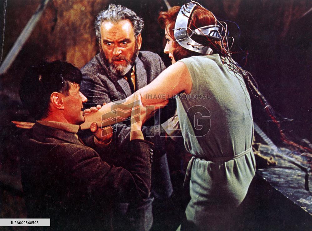 QUATERMASS AND THE PIT