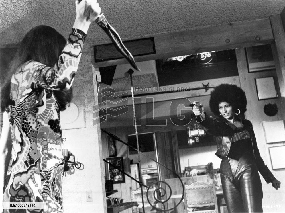FOXY BROWN